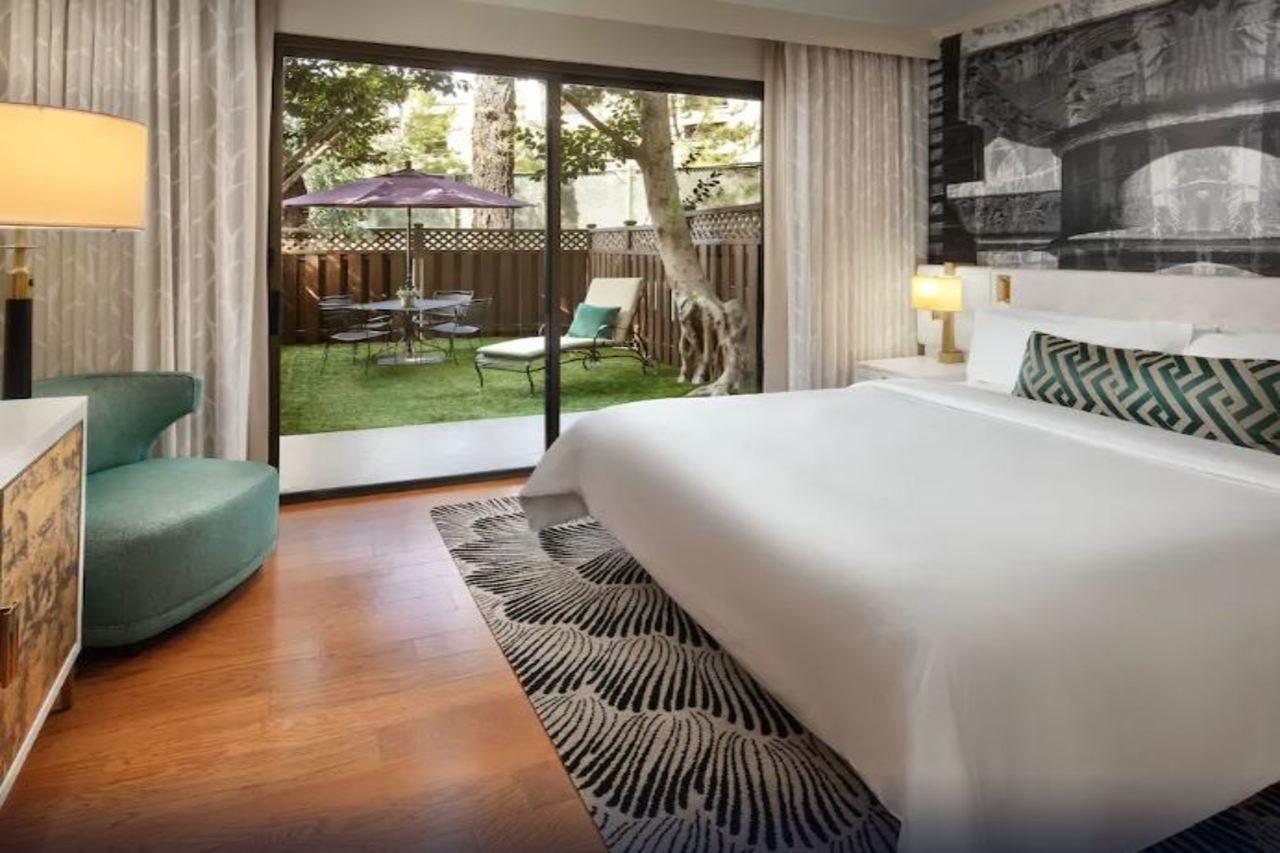 Avenue Of The Arts Costa Mesa, A Tribute Portfolio Hotel Экстерьер фото