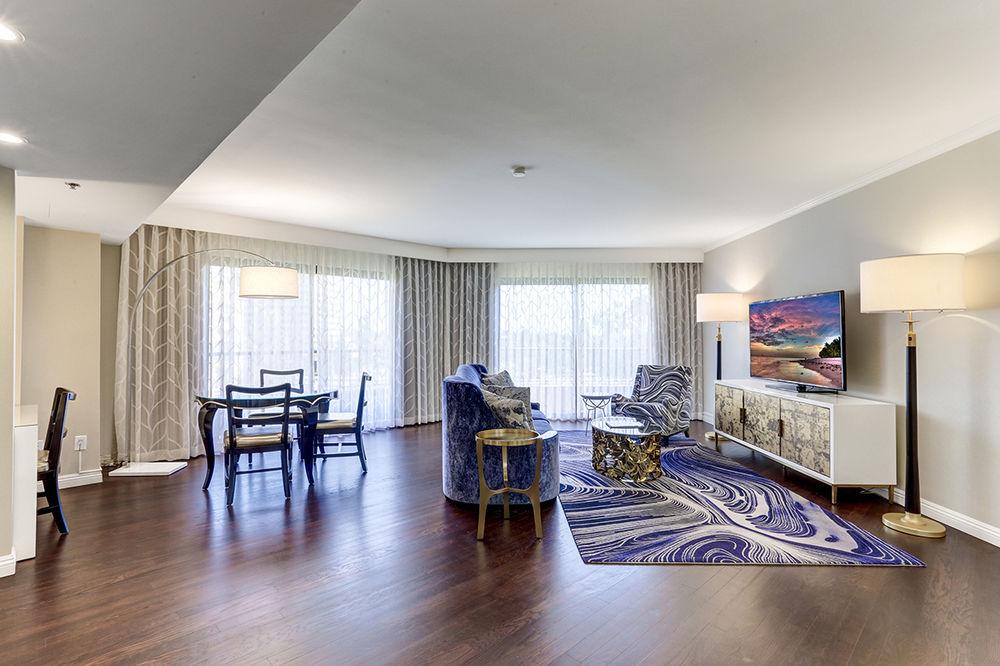 Avenue Of The Arts Costa Mesa, A Tribute Portfolio Hotel Экстерьер фото