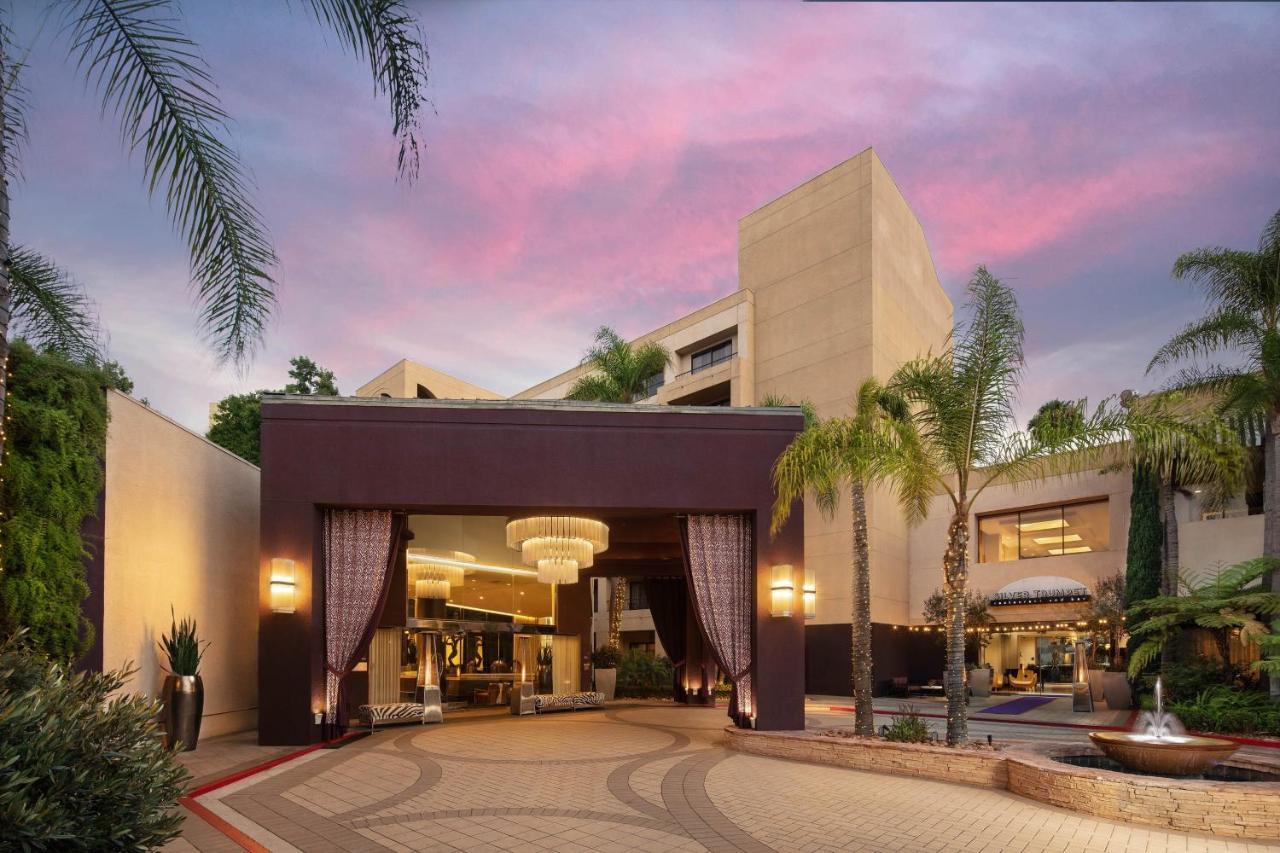 Avenue Of The Arts Costa Mesa, A Tribute Portfolio Hotel Экстерьер фото