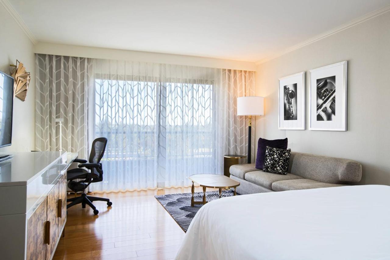 Avenue Of The Arts Costa Mesa, A Tribute Portfolio Hotel Экстерьер фото