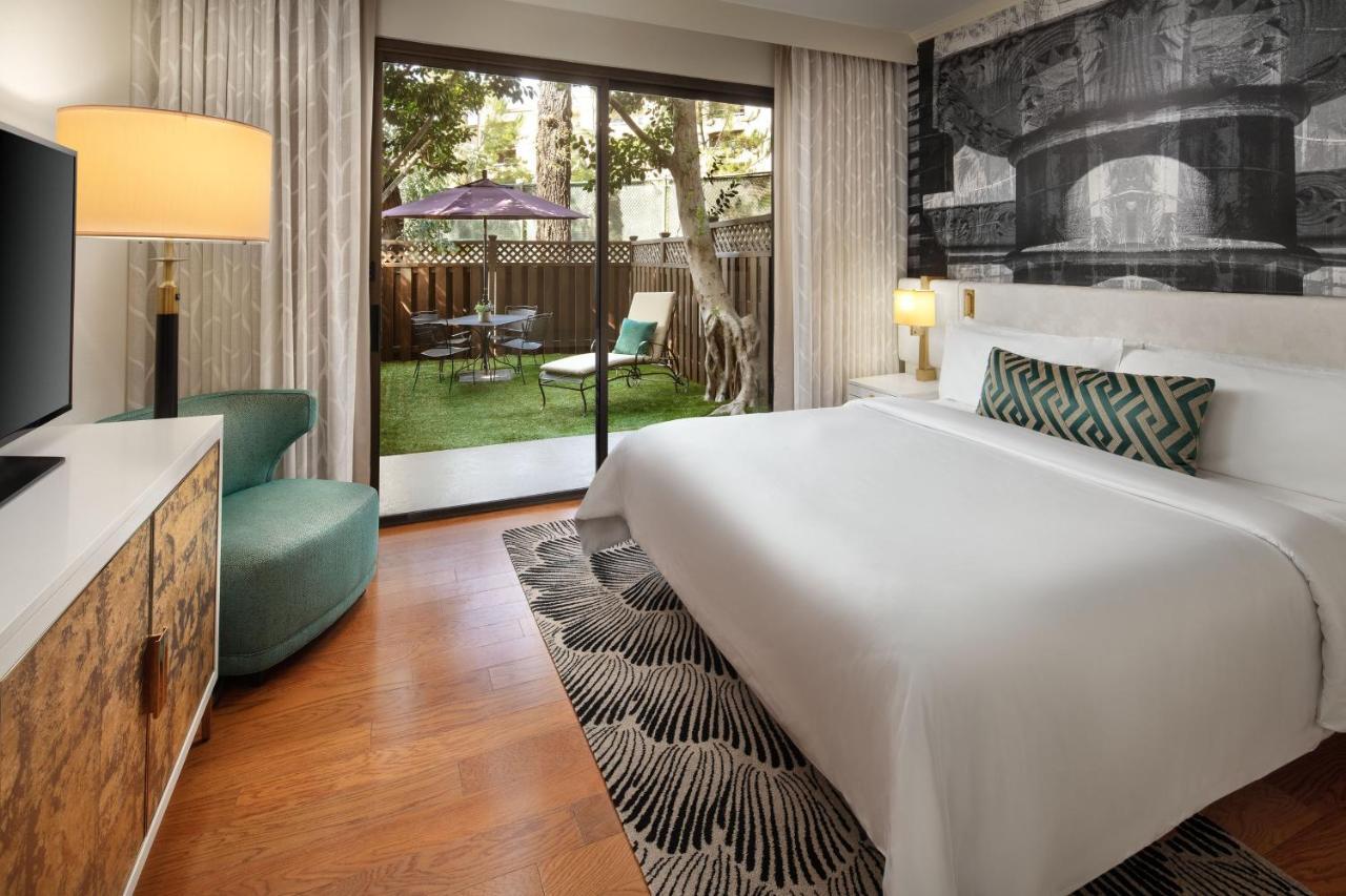 Avenue Of The Arts Costa Mesa, A Tribute Portfolio Hotel Экстерьер фото