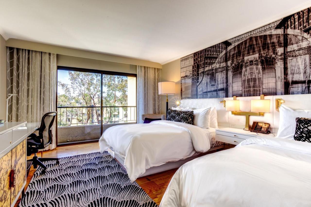 Avenue Of The Arts Costa Mesa, A Tribute Portfolio Hotel Экстерьер фото