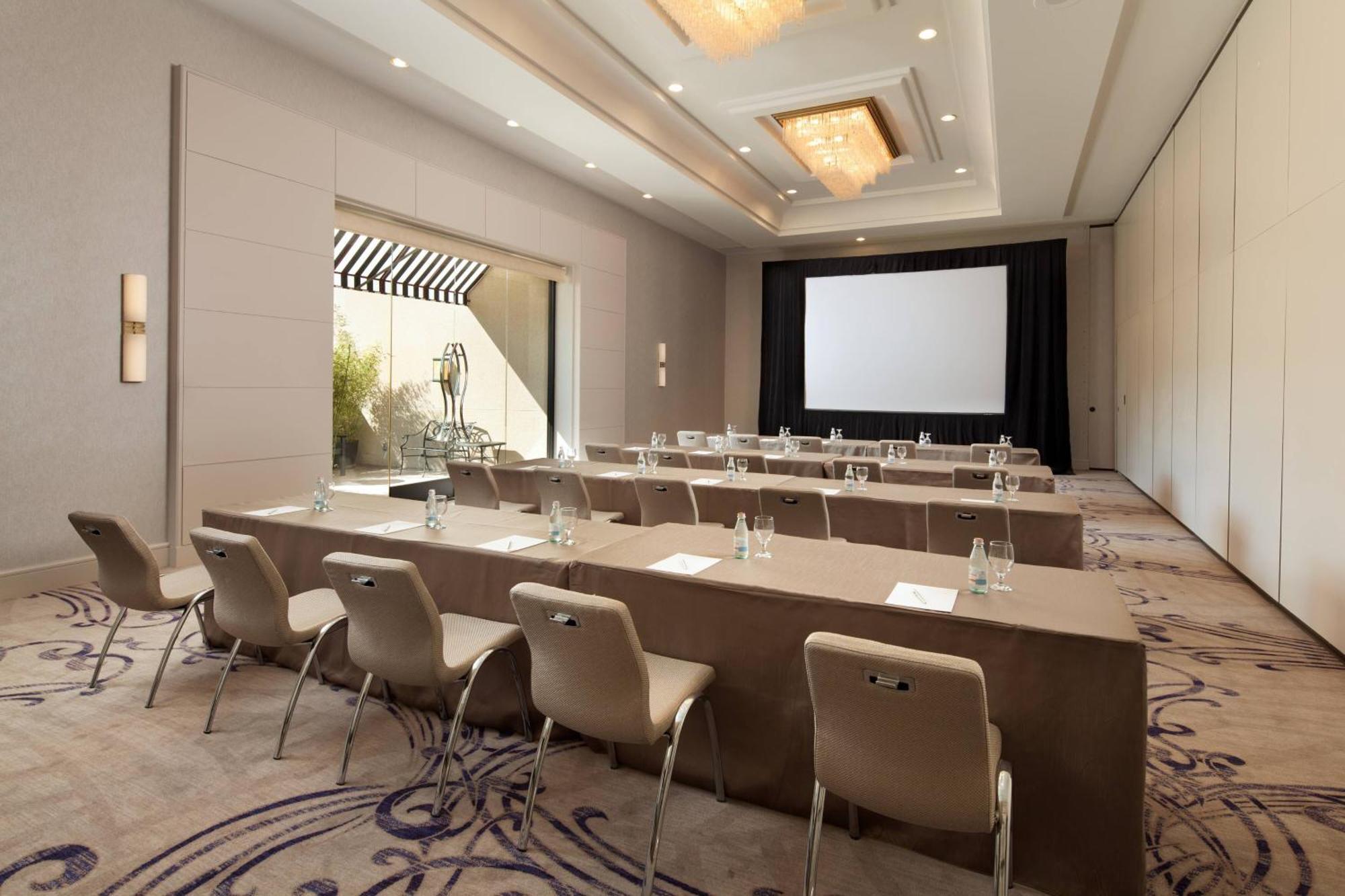 Avenue Of The Arts Costa Mesa, A Tribute Portfolio Hotel Экстерьер фото